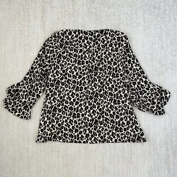 Vince Camuto Faux Wrap Bell Sleeve Animal Print Blouse Top 2X - Picture 4 of 8